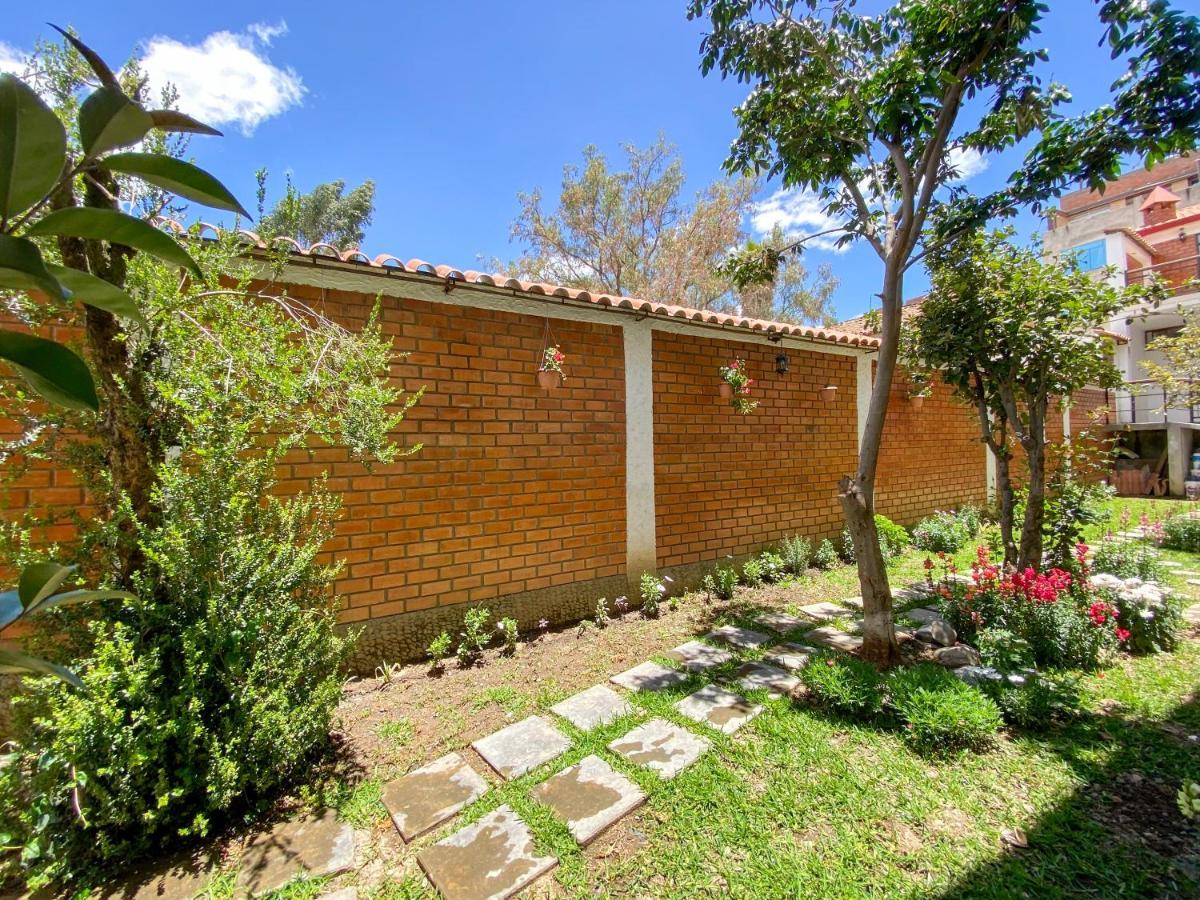 Tupac Huaraz Hostel Exterior photo
