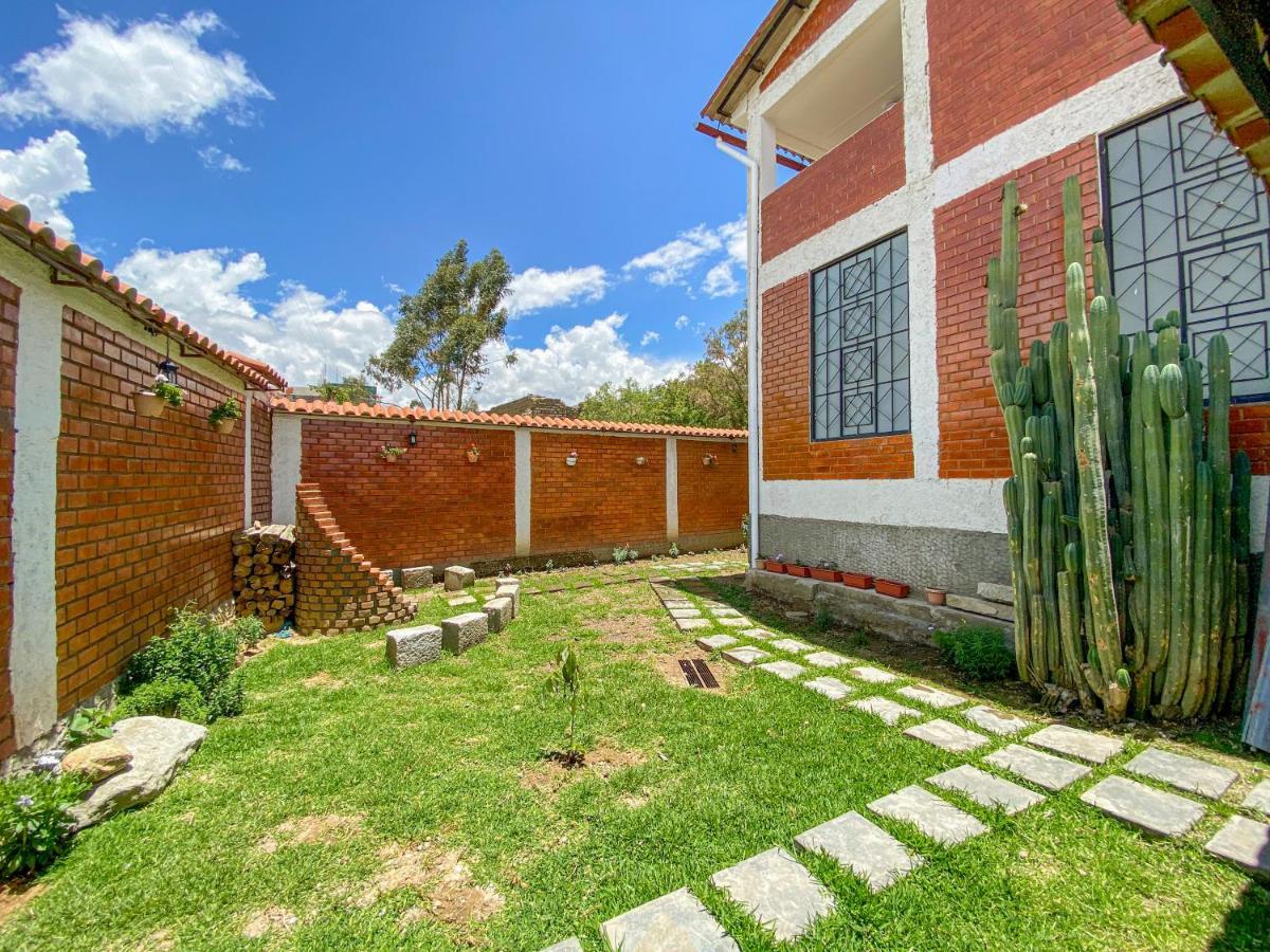Tupac Huaraz Hostel Exterior photo