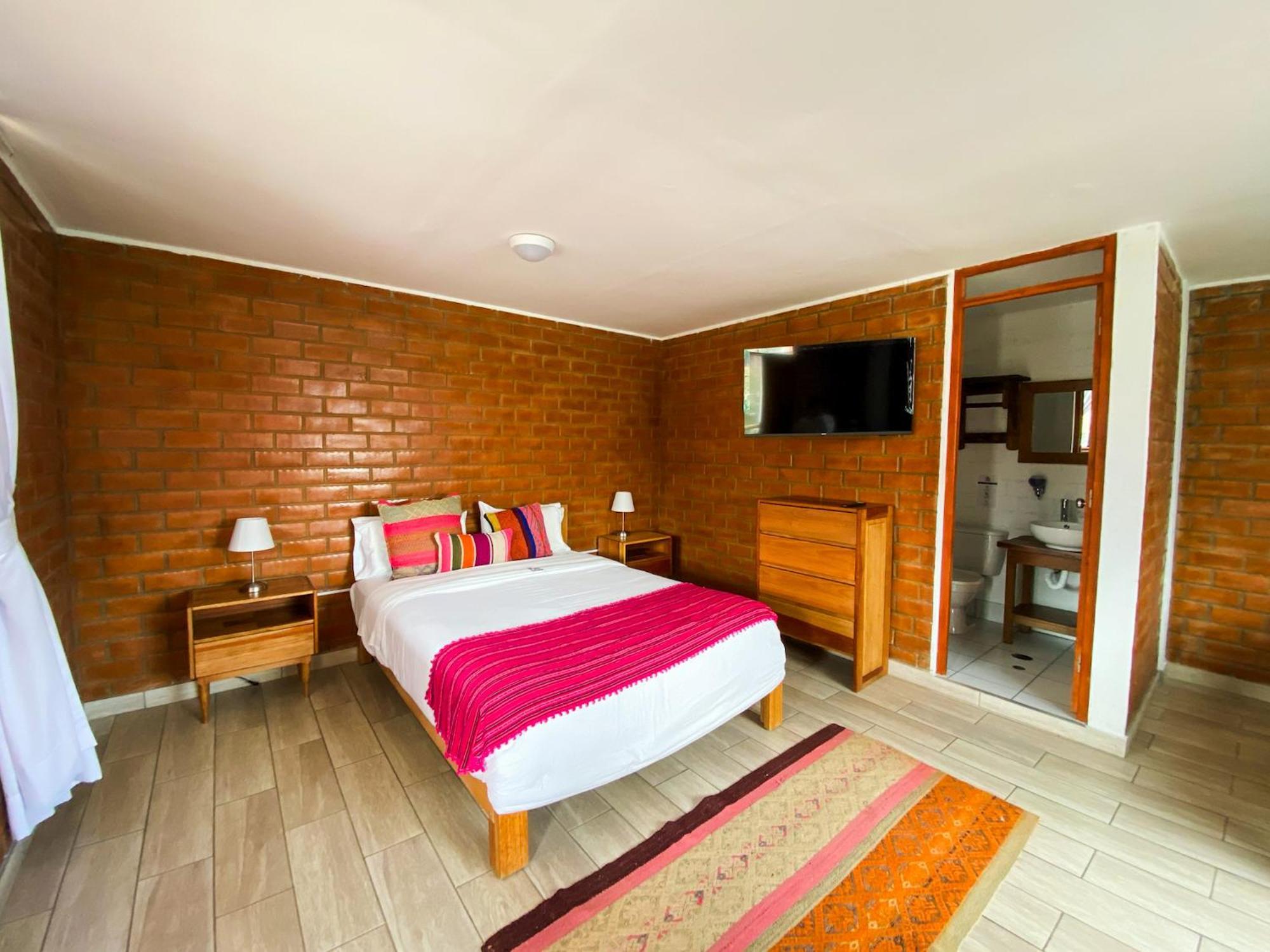 Tupac Huaraz Hostel Exterior photo